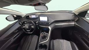 Peugeot 5008 PureTech 130 S&S Allure 96 kW (130 CV)