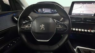 Peugeot 5008 PureTech 130 S&S Allure 96 kW (130 CV)