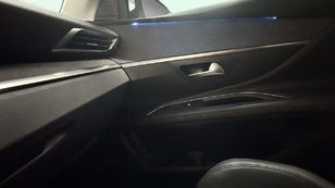 Peugeot 5008 PureTech 130 S&S Allure 96 kW (130 CV)