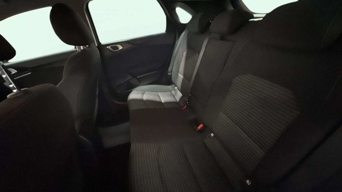 KiaCeed 1.0 T-GDI Drive 74 kW (100 CV) Vehículo usado en Barcelona - 10 KiaCeed 1.0 T-GDI Drive 74 kW (100 CV) Vehículo usado en Barcelona - 10