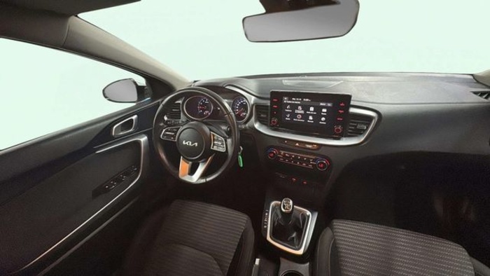 KiaCeed 1.0 T-GDI Drive 74 kW (100 CV) Vehículo usado en Barcelona - 11 KiaCeed 1.0 T-GDI Drive 74 kW (100 CV) Vehículo usado en Barcelona - 11