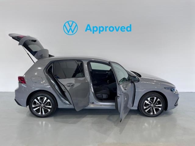 VolkswagenGolf Life 1.0 TSI 81 kW (110 CV)14