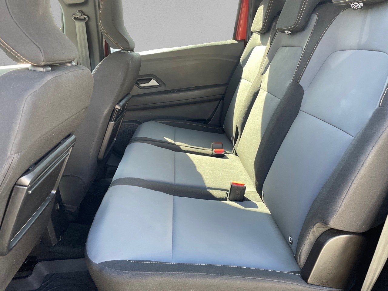 Dacia Jogger Extreme Go ECO-G 74 kW (100 CV) 7 plazas - 14