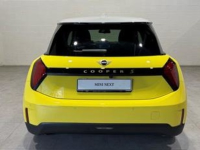 MINI MINI 3 Puertas Cooper SE 160 kW (218 CV) 87284549 en Barcelona MINI MINI 3 Puertas Cooper SE 160 kW (218 CV) 87284549 en Barcelona