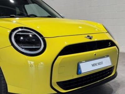 MINI MINI 3 Puertas Cooper SE 160 kW (218 CV) 87284549 en Barcelona MINI MINI 3 Puertas Cooper SE 160 kW (218 CV) 87284549 en Barcelona