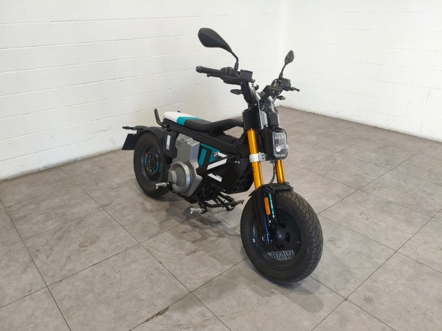 BMW Motorrad  CE 02thumbs4 BMW Motorrad  CE 02thumbs4