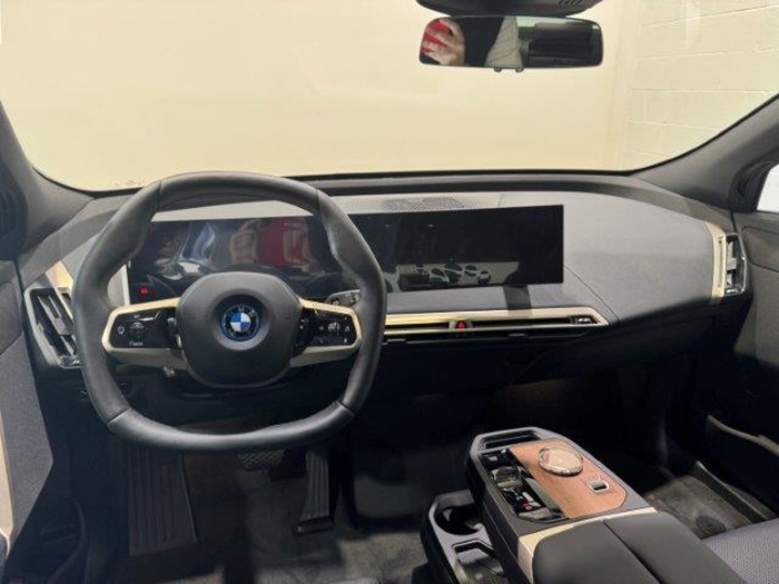 BMW xDrive50 385 kW (523 CV) iX en Barcelona BMW xDrive50 385 kW (523 CV) iX en Barcelona