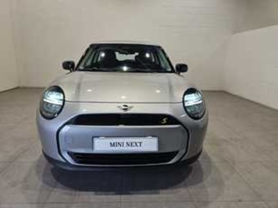 MINI MINI 3 Puertas Cooper SE 160 kW (218 CV) 87284579 en Barcelona MINI MINI 3 Puertas Cooper SE 160 kW (218 CV) 87284579 en Barcelona