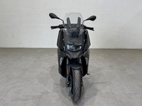BMW Motorrad  C 400 Xthumbs3 BMW Motorrad  C 400 Xthumbs3