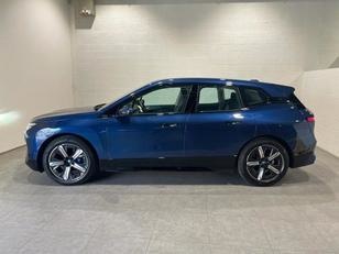 BMW iX xDrive40 240 kW (326 CV) 87284615 en Barcelona