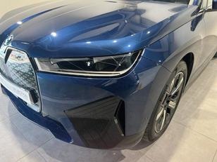BMW iX xDrive40 240 kW (326 CV) 87284615 en Barcelona