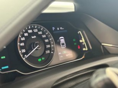 Hyundai Ioniq 1.6 GDI HEV Klass DCT 104 kW (141 CV) Hyundai Ioniq 1.6 GDI HEV Klass DCT 104 kW (141 CV)