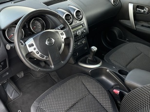 Nissan Qashqai+2 1.6 Acenta 4x2 85 kW (115 CV) Nissan Qashqai+2 1.6 Acenta 4x2 85 kW (115 CV)