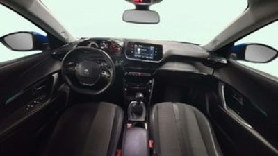 Peugeot 2008 PureTech 130 S&S Allure Pack 96 kW (130 CV) Peugeot 2008 PureTech 130 S&S Allure Pack 96 kW (130 CV)