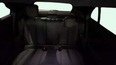 Peugeot 2008 PureTech 130 S&S Allure Pack 96 kW (130 CV) Peugeot 2008 PureTech 130 S&S Allure Pack 96 kW (130 CV)