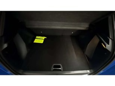 Peugeot 2008 PureTech 130 S&S Allure Pack 96 kW (130 CV) Peugeot 2008 PureTech 130 S&S Allure Pack 96 kW (130 CV)