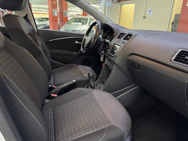 VolkswagenPolo A-Polo Plus 1.2 TSI BMT 66 kW (90 CV) Vehículo usado en Barcelona - 6 VolkswagenPolo A-Polo Plus 1.2 TSI BMT 66 kW (90 CV) Vehículo usado en Barcelona - 6