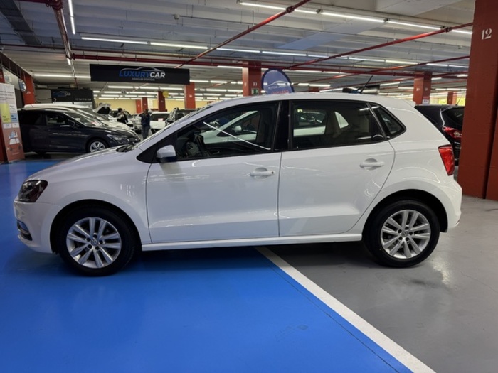 VolkswagenPolo A-Polo Plus 1.2 TSI BMT 66 kW (90 CV) Vehículo usado en Barcelona - 15 VolkswagenPolo A-Polo Plus 1.2 TSI BMT 66 kW (90 CV) Vehículo usado en Barcelona - 15