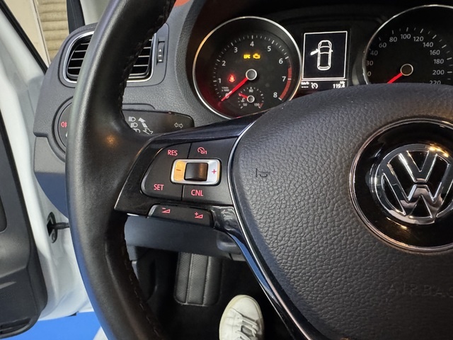 VolkswagenPolo A-Polo Plus 1.2 TSI BMT 66 kW (90 CV) Vehículo usado en Barcelona - 19