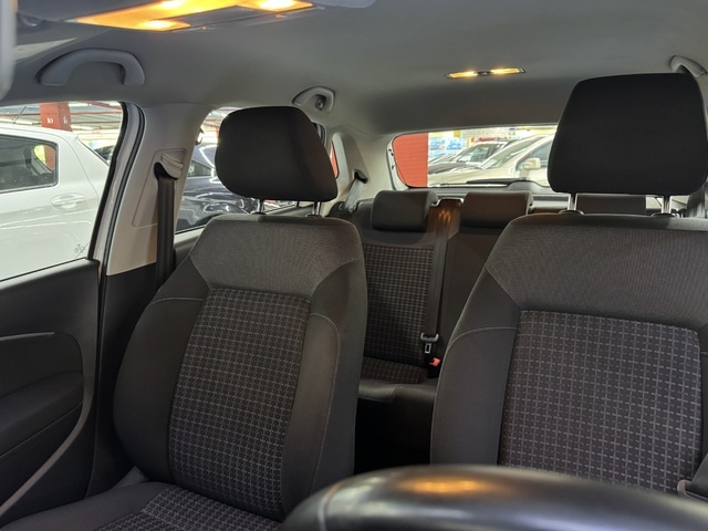 VolkswagenPolo A-Polo Plus 1.2 TSI BMT 66 kW (90 CV) Vehículo usado en Barcelona - 26