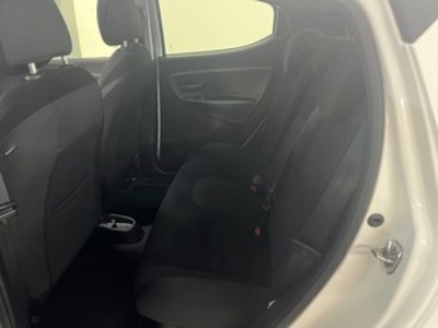 Lancia Ypsilon 0.9 Twin Air Gold MTA 63 kW (85 CV) Lancia Ypsilon 0.9 Twin Air Gold MTA 63 kW (85 CV)