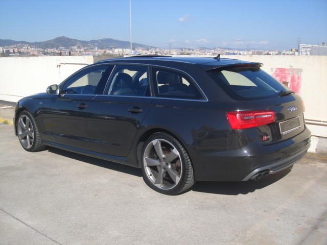AudiRS6 Avant 4.0 TFSI quattro 309 kW (420 CV) tiptronic Vehículo usado en Barcelona - 4