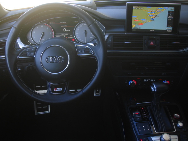 AudiRS6 Avant 4.0 TFSI quattro 309 kW (420 CV) tiptronic Vehículo usado en Barcelona - 16