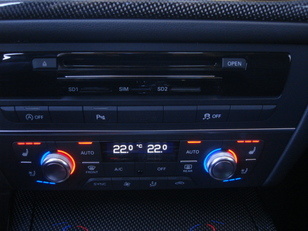 Audi RS6 Avant 4.0 TFSI quattro 309 kW (420 CV) tiptronic Audi RS6 Avant 4.0 TFSI quattro 309 kW (420 CV) tiptronic