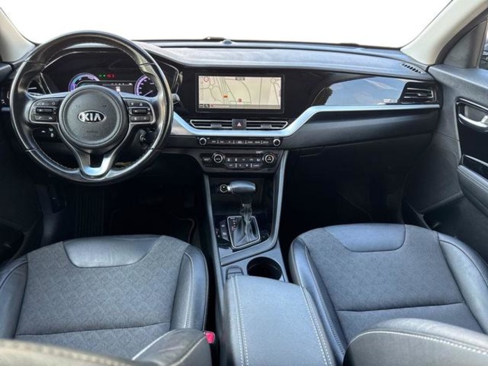 KiaNiro 1.6 GDi HEV Drive 104 kW (141 CV) Vehículo usado en Barcelona - 13 KiaNiro 1.6 GDi HEV Drive 104 kW (141 CV) Vehículo usado en Barcelona - 13