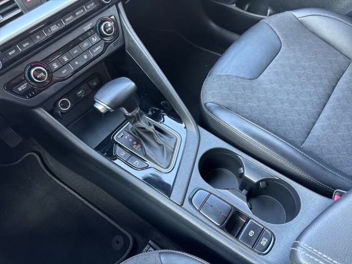 KiaNiro 1.6 GDi HEV Drive 104 kW (141 CV) Vehículo usado en Barcelona - 17 KiaNiro 1.6 GDi HEV Drive 104 kW (141 CV) Vehículo usado en Barcelona - 17