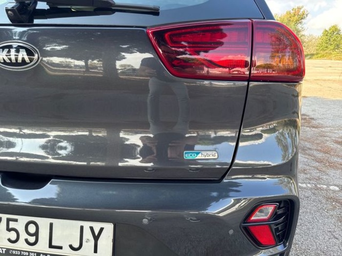 KiaNiro 1.6 GDi HEV Drive 104 kW (141 CV) Vehículo usado en Barcelona - 25 KiaNiro 1.6 GDi HEV Drive 104 kW (141 CV) Vehículo usado en Barcelona - 25