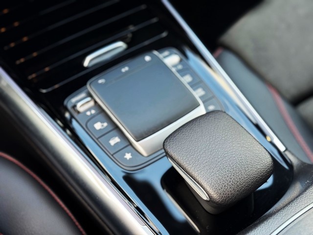 Mercedes-BenzGLA 250 4Matic 155 kW (211 CV) Vehículo usado en Barcelona - 31