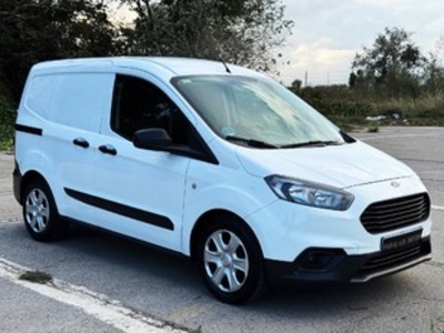 Ford Transit Courier Furgon 1.5 TDCI Limited 74 kW (100 CV) Ford Transit Courier Furgon 1.5 TDCI Limited 74 kW (100 CV)
