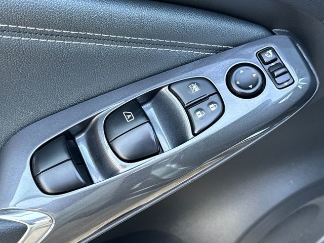 NissanJuke DIG-T N-Connecta 4x2 DCT 84 kW (114 CV) Vehículo usado en Barcelona - 16