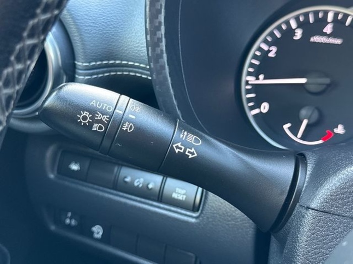 NissanJuke DIG-T N-Connecta 4x2 DCT 84 kW (114 CV) Vehículo usado en Barcelona - 23 NissanJuke DIG-T N-Connecta 4x2 DCT 84 kW (114 CV) Vehículo usado en Barcelona - 23