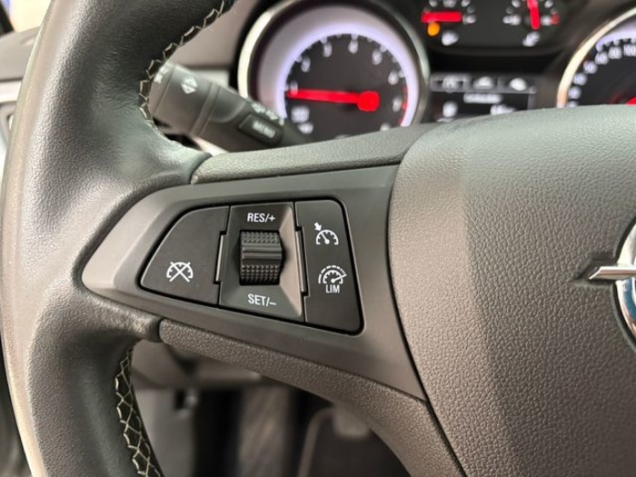 OpelAstra 1.2 Turbo S&S Design & Tech 81 kW (110 CV) Vehículo usado en Barcelona - 11 OpelAstra 1.2 Turbo S&S Design & Tech 81 kW (110 CV) Vehículo usado en Barcelona - 11