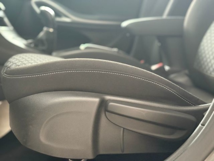 OpelAstra 1.2 Turbo S&S Design & Tech 81 kW (110 CV) Vehículo usado en Barcelona - 23 OpelAstra 1.2 Turbo S&S Design & Tech 81 kW (110 CV) Vehículo usado en Barcelona - 23