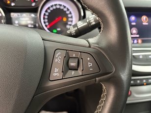 Opel Astra 1.2 Turbo S&S Design & Tech 81 kW (110 CV) Opel Astra 1.2 Turbo S&S Design & Tech 81 kW (110 CV)