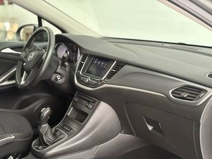 Opel Astra 1.2 Turbo S&S Design & Tech 81 kW (110 CV) Opel Astra 1.2 Turbo S&S Design & Tech 81 kW (110 CV)