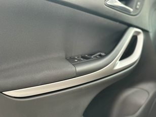 Opel Astra 1.2 Turbo S&S Design & Tech 81 kW (110 CV) Opel Astra 1.2 Turbo S&S Design & Tech 81 kW (110 CV)