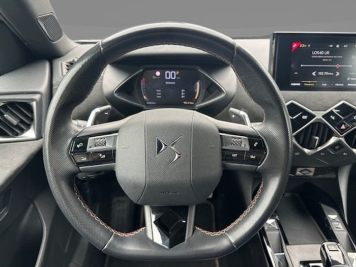 DS DS 3 Crossback Puretech 130 Performance Line Auto 96 kW (130 CV) Vehículo usado en Las Palmas - 7 DS DS 3 Crossback Puretech 130 Performance Line Auto 96 kW (130 CV) Vehículo usado en Las Palmas - 7