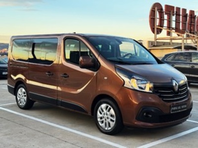Renault Trafic dCi 125 Passenger Combi TT Largo Energy Ed. 92 kW (125 CV) Renault Trafic dCi 125 Passenger Combi TT Largo Energy Ed. 92 kW (125 CV)