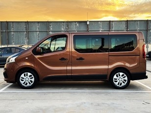 Renault Trafic dCi 125 Passenger Combi TT Largo Energy Ed. 92 kW (125 CV) Renault Trafic dCi 125 Passenger Combi TT Largo Energy Ed. 92 kW (125 CV)