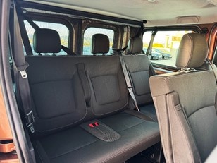 Renault Trafic dCi 125 Passenger Combi TT Largo Energy Ed. 92 kW (125 CV) Renault Trafic dCi 125 Passenger Combi TT Largo Energy Ed. 92 kW (125 CV)