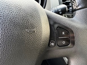 Renault Trafic dCi 125 Passenger Combi TT Largo Energy Ed. 92 kW (125 CV) Renault Trafic dCi 125 Passenger Combi TT Largo Energy Ed. 92 kW (125 CV)