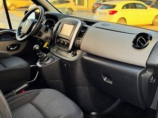 Renault Trafic dCi 125 Passenger Combi TT Largo Energy Ed. 92 kW (125 CV) Renault Trafic dCi 125 Passenger Combi TT Largo Energy Ed. 92 kW (125 CV)