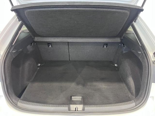 VolkswagenTaigo Life 1.0 TSI 70 kW (95 CV)7