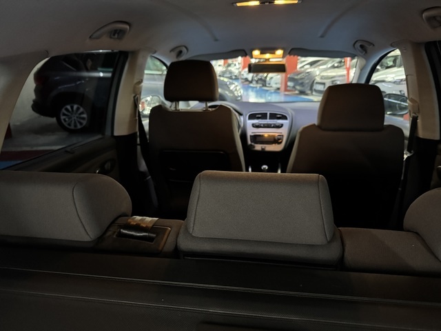 SEATAltea XL 1.6 Style 75 kW (102 CV) Vehículo usado en Barcelona - 12