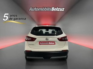 Nissan Qashqai DIG-T 160 N-Connecta 4x2 DCT 117 kW (160 CV) Nissan Qashqai DIG-T 160 N-Connecta 4x2 DCT 117 kW (160 CV)