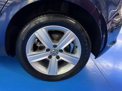 Volkswagen Golf Advance 1.4 TSI BMT 92 kW (125 CV) Volkswagen Golf Advance 1.4 TSI BMT 92 kW (125 CV)